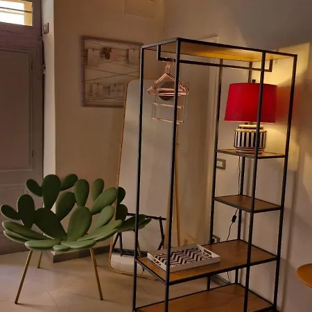 Leoncorno アパート フェラーラ