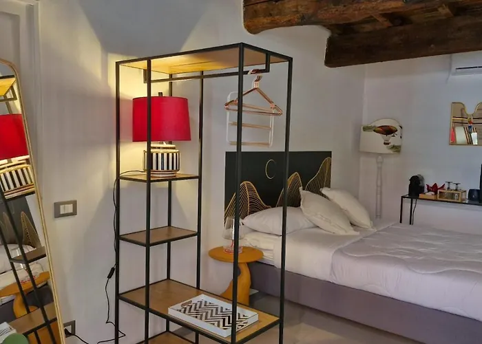 Leoncorno Appartement *